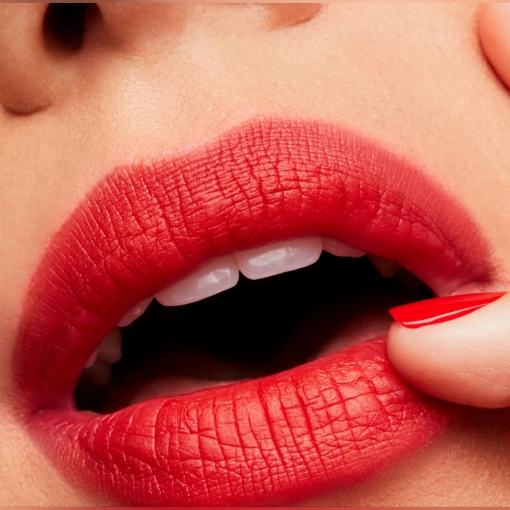 Mac Cosmetics | Retro Matte Lipstick Dangerous | Brand New in Box | Authentic